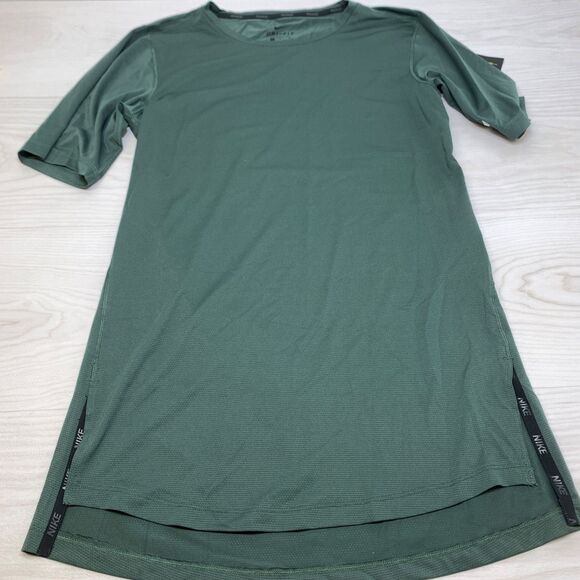 Nike Shirt Mens Sz Small Short Sleeve Dri-FIT Athletic Training AA1591-382 - Picture 1 of 10